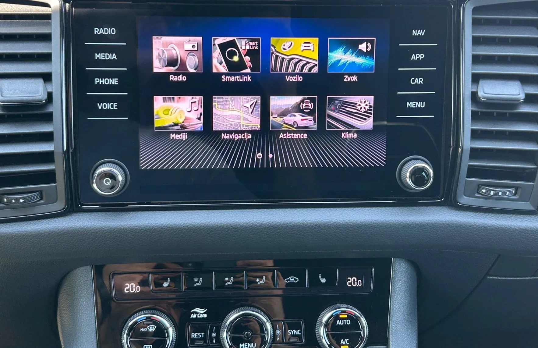 Zunanja slika - Škoda Kodiaq - 1.5 TSI Sportline DSG - 1.LAST - SLO - 28.169KM - 10