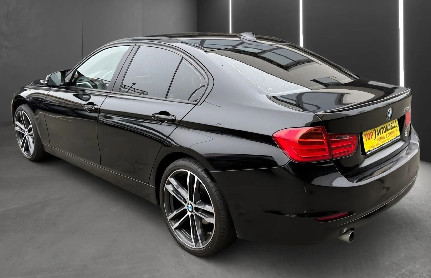 Zunanja slika - BMW Serija 3 - : 318d MOŽNOST FINANCIRANJA BREZ POLOGA - 4