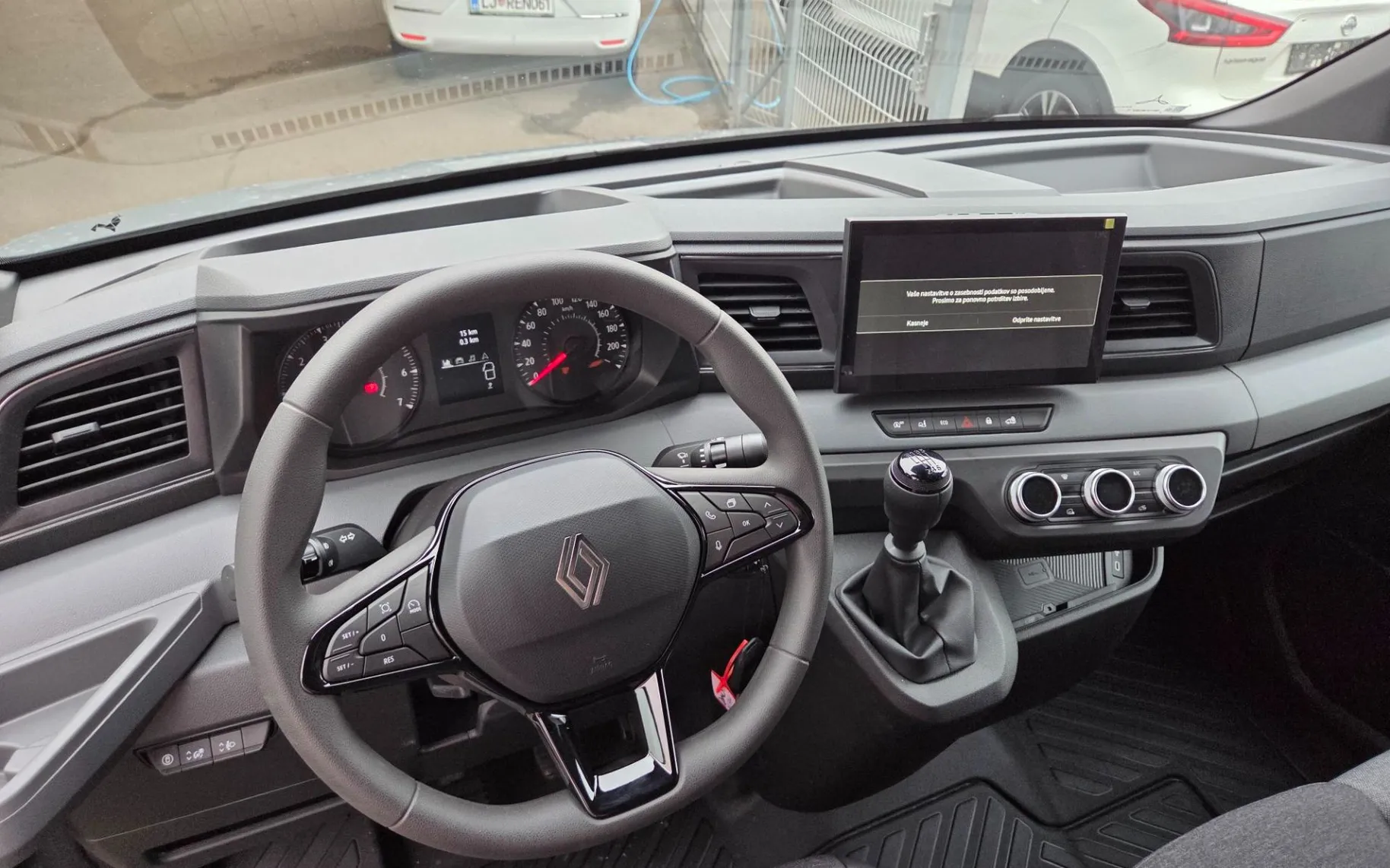 Zunanja slika - Renault Master - L2H2P3 150 dCi + Paket Kamera + Dodatna oprema - 8