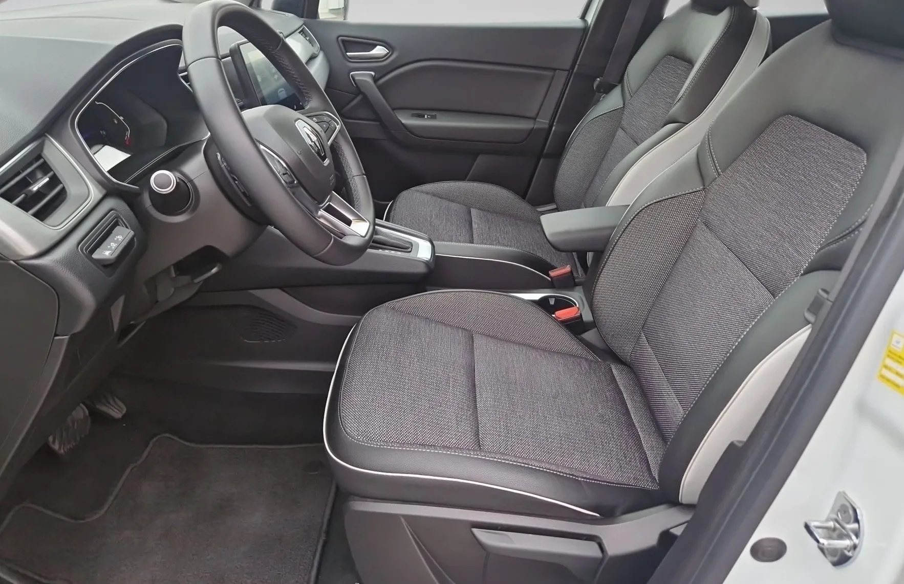 Zunanja slika - Renault Captur - TCe 130 Intens EDC - 14