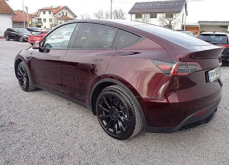 Zunanja slika - Tesla Model Y - Long Range AWD - POSLOVNI NAJEM - 4
