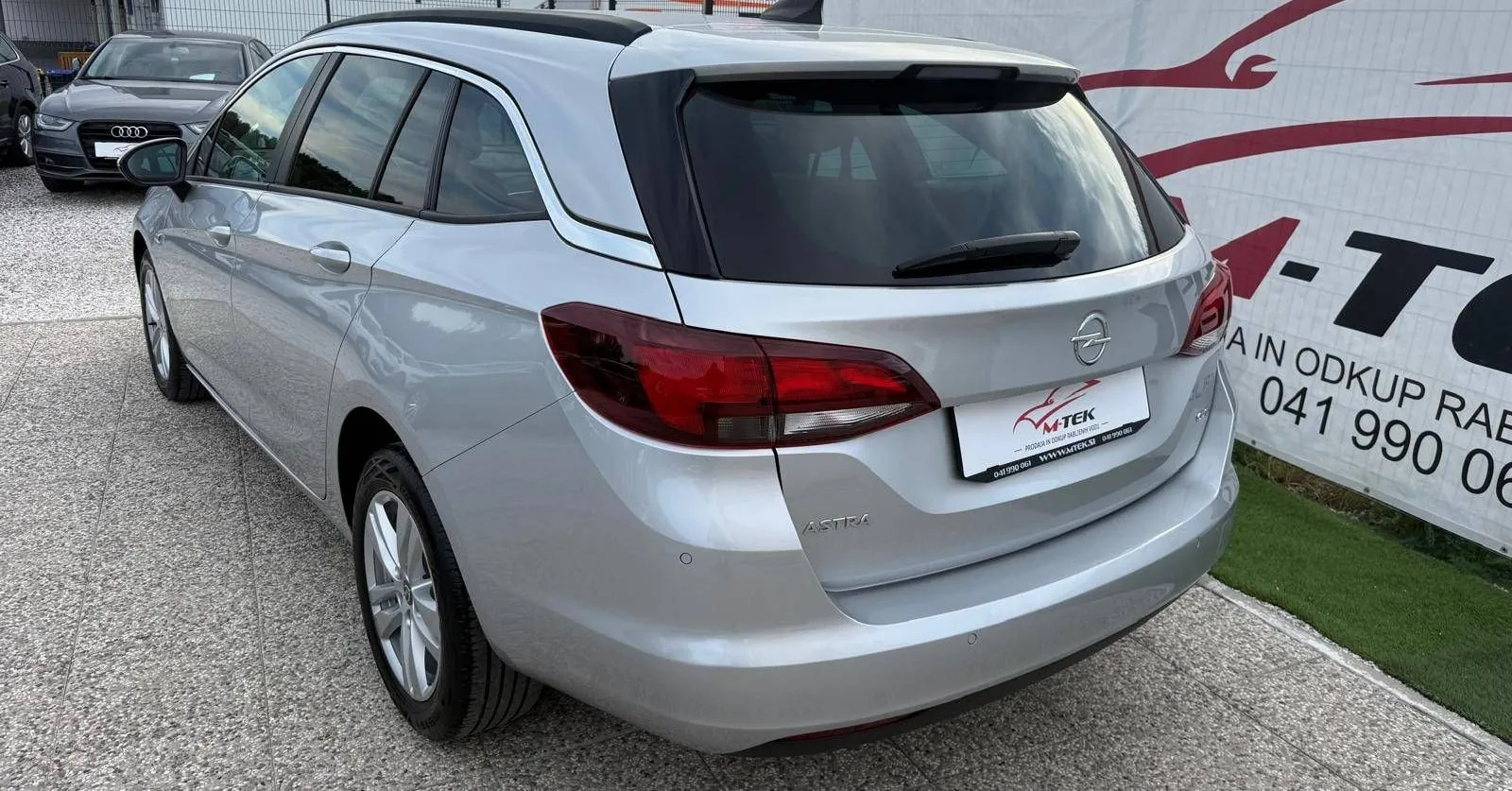 Zunanja slika - Opel Astra - Sports Tourer 1.6 CDTI Enjoy SAMO 107.000 KM - 5