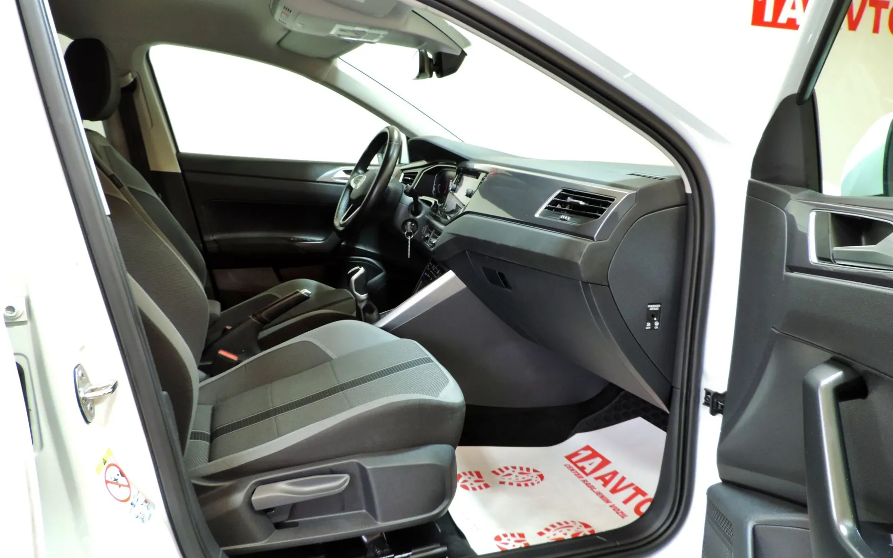 Zunanja slika - Volkswagen Polo - 1.0 TSI Style  ACC-KAMERA-MRTVI KOTI-2XPDC - 20