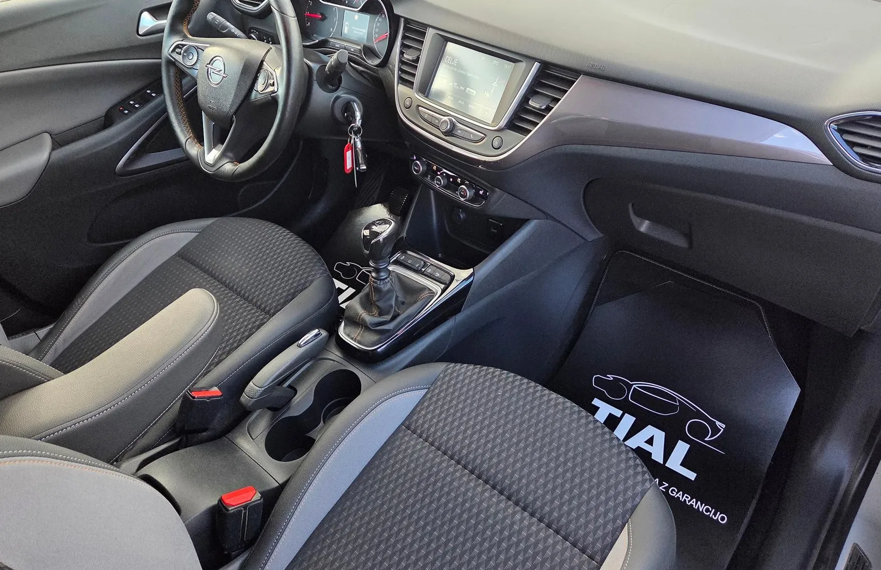 Zunanja slika - Opel Crossland - X 1.2-SLO-1.LASTNIK-LED-PDC-ALU-KAMERA-91.000KM... - 9
