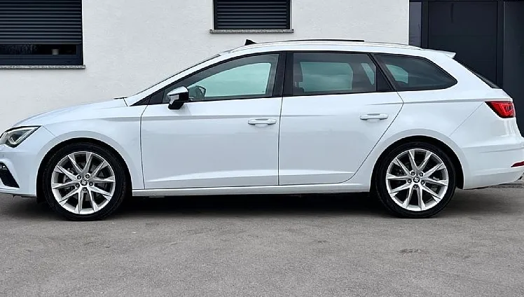 Zunanja slika - Seat Leon - 2.0 TDI+FR LINE+PANORAMA+KAMERA+LED+F1+AMBI+DSG... - 4