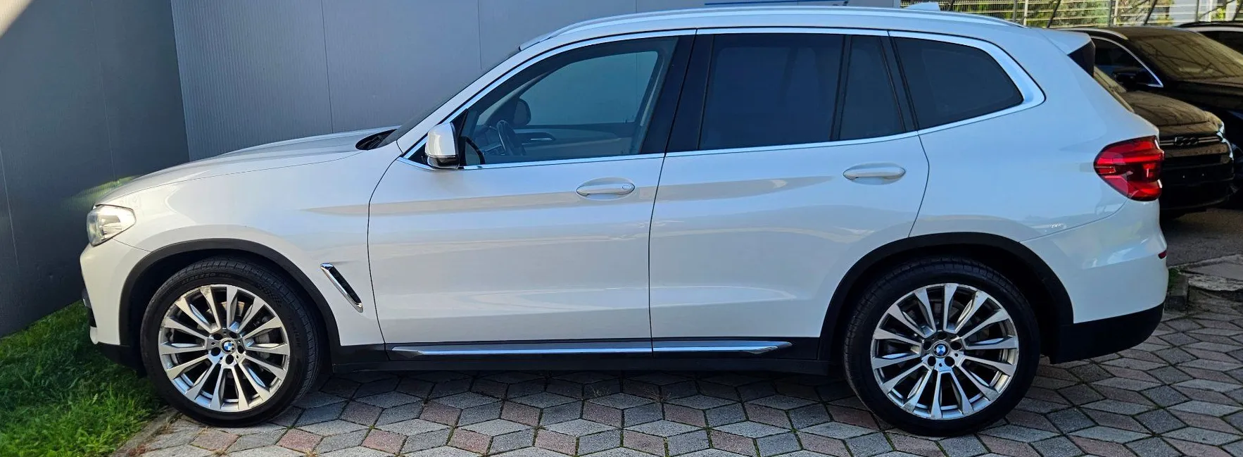 Zunanja slika - BMW X3 - serija : xDrive 30d Luxury Line Avt.+Led+ 20 Col +Met.bela - 5