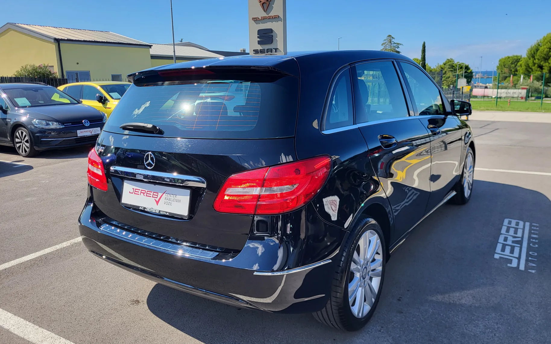 Zunanja slika - Mercedes-Benz B-Razred - B 180 - 3