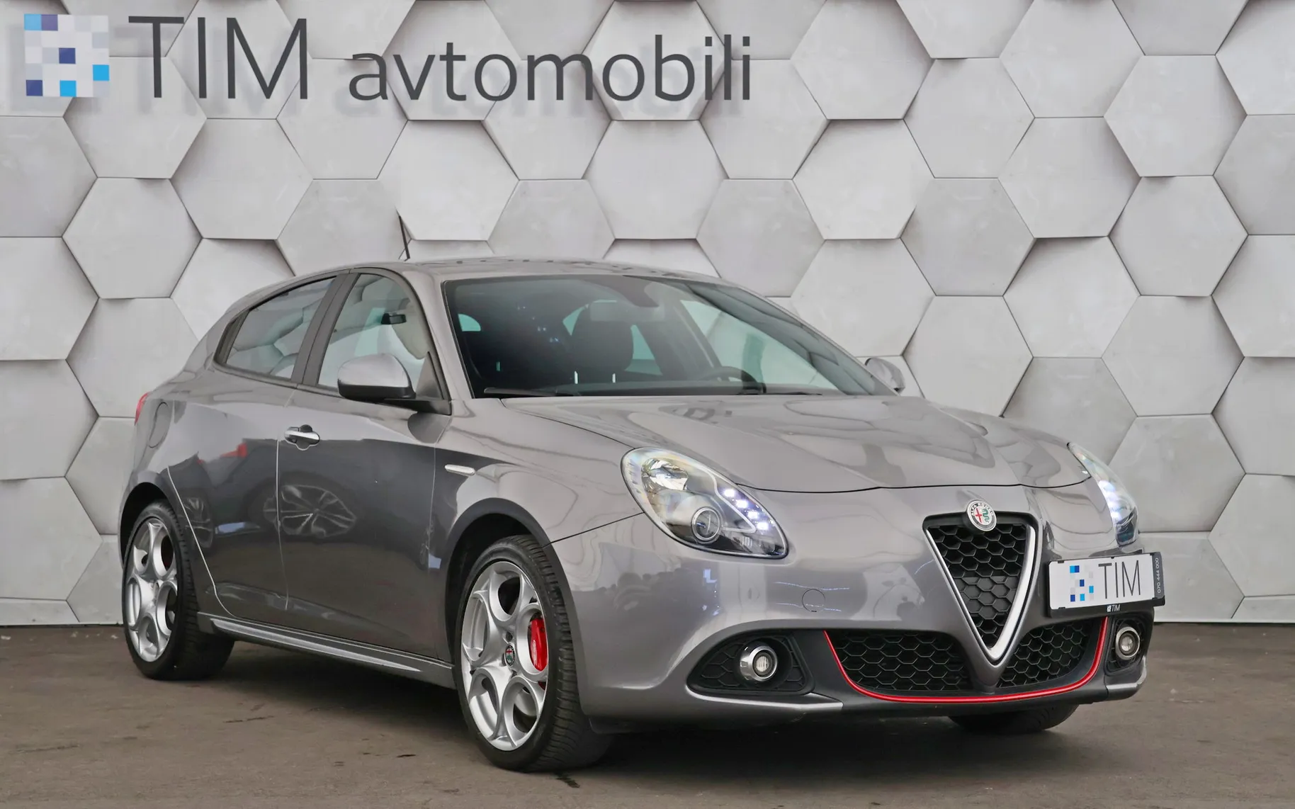 Zunanja slika - Alfa Romeo Giulia - Giulietta 1.6 JTD-Multijet Super 120KM - 2