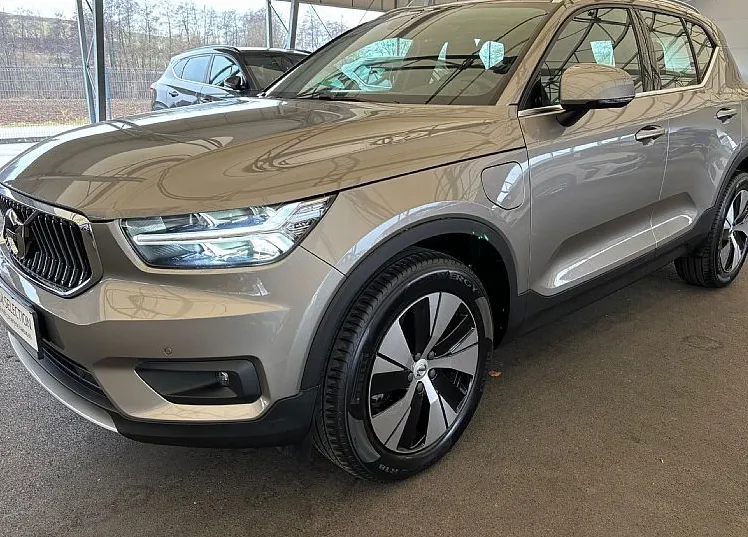 Zunanja slika - Volvo XC40 - T5 Twin Engine AUT Recharge Inscription - 1