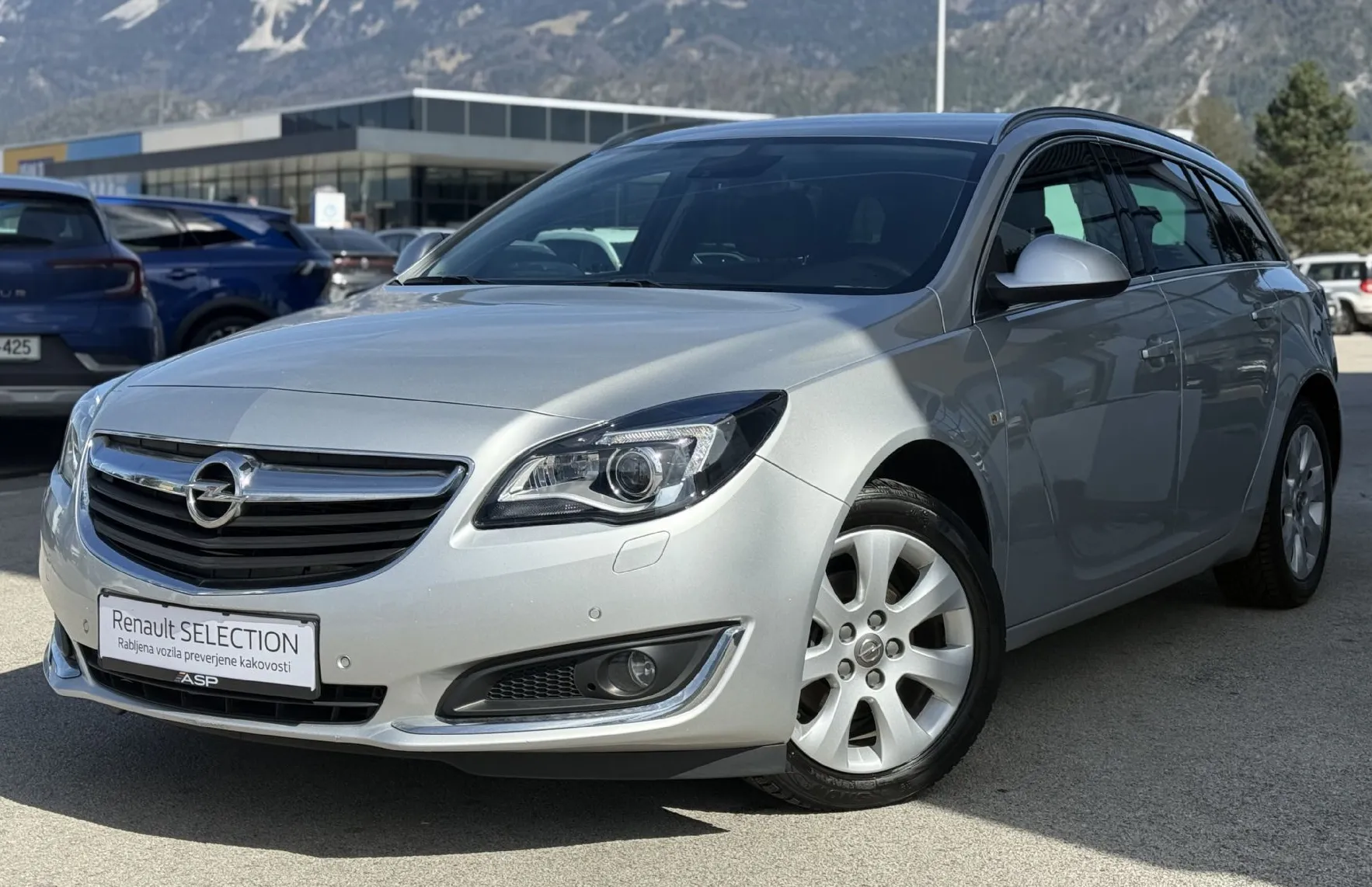 Zunanja slika - Opel Insignia - SportsTourer 1.6 CDTI Drive Start Stop - 3