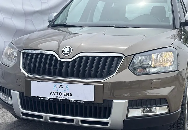 Zunanja slika - Škoda Yeti - 4x4 2.0 TDI  - 17COL - NAVI - KLIMA - 2