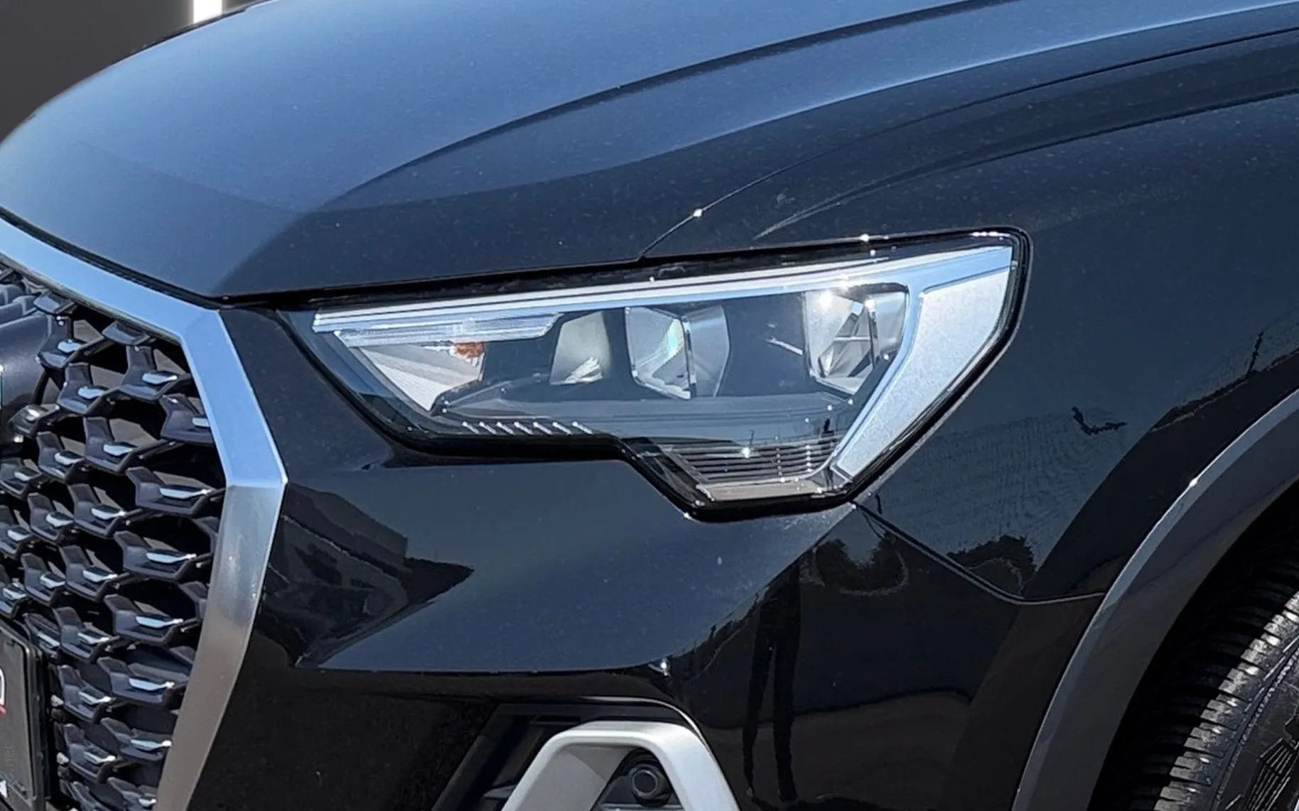 Zunanja slika - Audi Q3 Sportback - 35TDI S line S tronic-Usnje-LED-ACC-Keyless-Kamera - 5