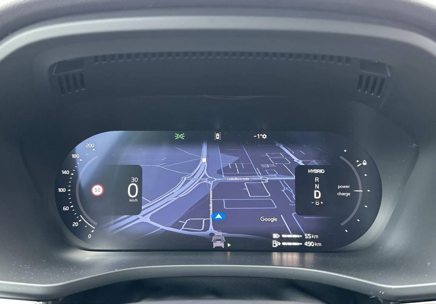 Notranja slika - Volvo XC60 - T6 AWD Plug-in hybrid Electric   Petrol Plus Dark - 15