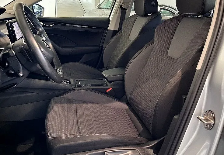 Zunanja slika - Škoda Octavia - Combi 2.0 TDI Business DSG - 9