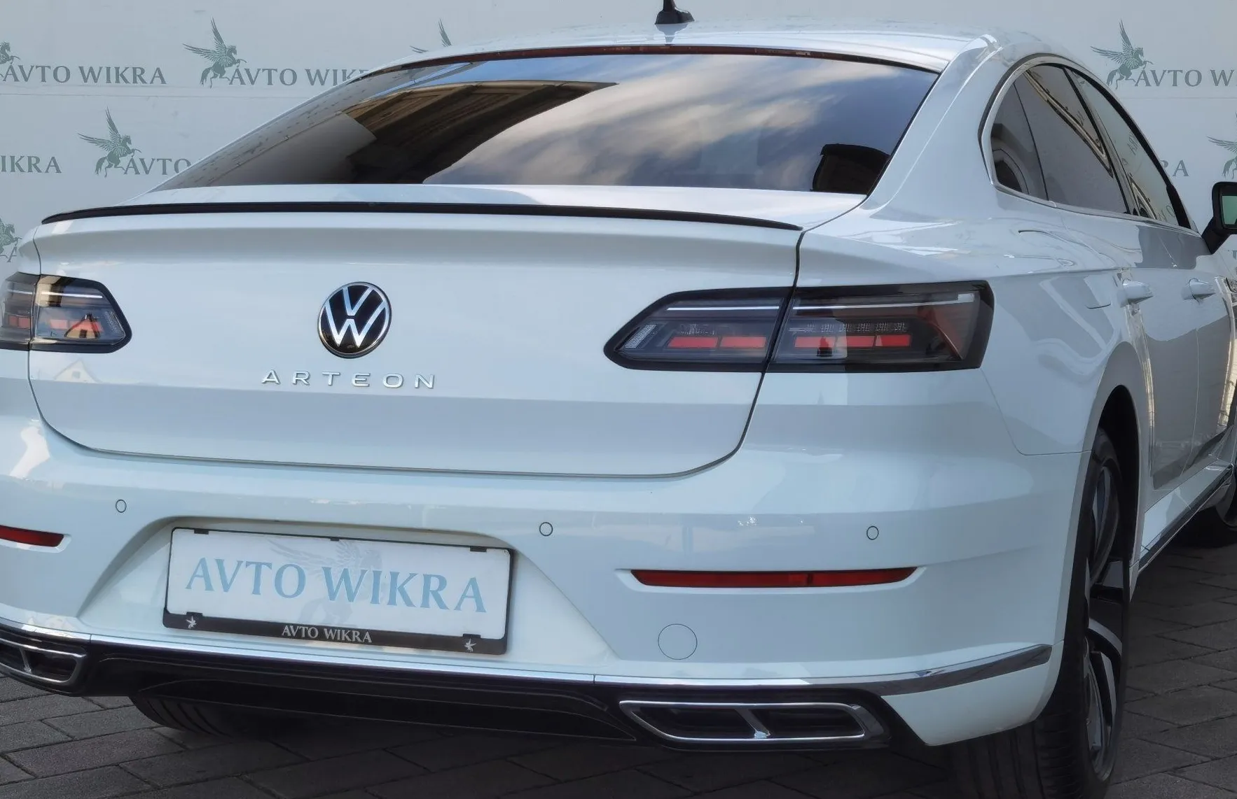 Zunanja slika - Volkswagen Arteon - 2.0TDI DSG R-Line IQ.MATRIX•ACC•BLIS•GRETJE•KLJUKA - 4