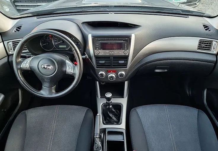 Zunanja slika - Subaru Forester - 2.0D 4X4 - HITRI KREDIT BREZ POLOGA - 8