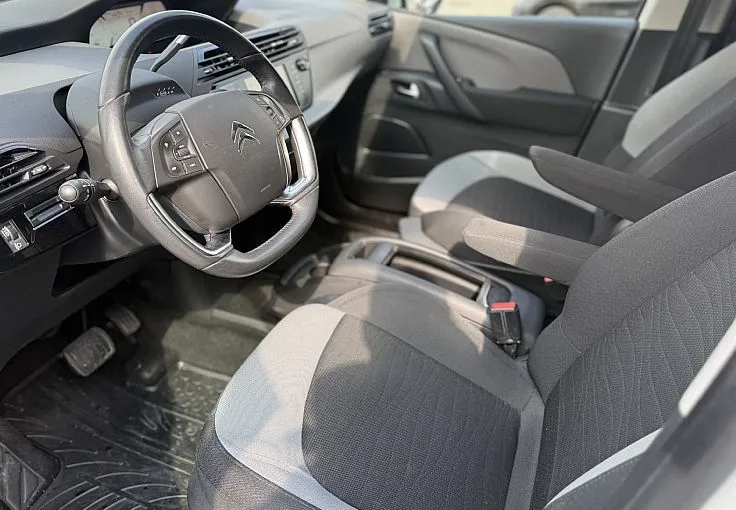 Zunanja slika - Citroën C4 Grand Picasso - Seduction e-HDi AUT. - 7 SED - NAVI - PDC - ALU - 7
