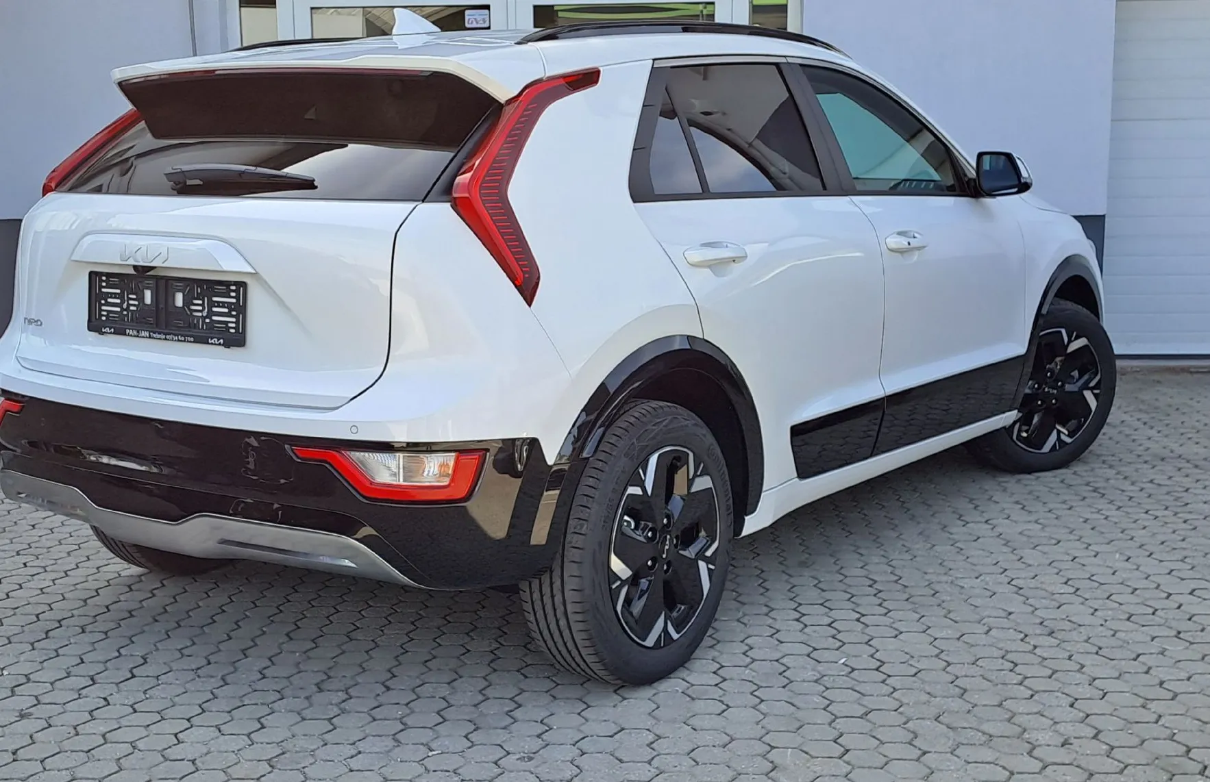 Zunanja slika - KIA Niro - Limited Edition - 3