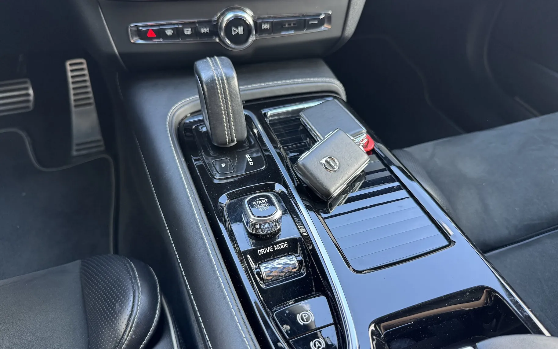 Zunanja slika - Volvo V90 - T8 TWIN ENGINE 2.0T AUT AWD R-DESIGN PRIKLJ.HIBRI - 17