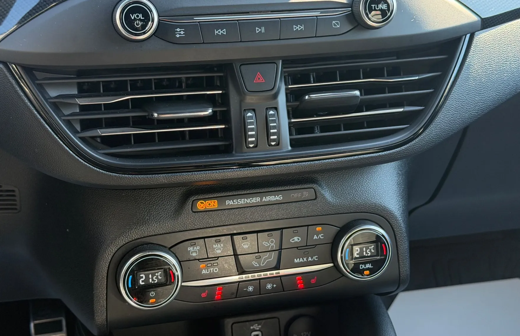 Zunanja slika - Ford Focus - 2.3 EcoBoost ST |RECARO|KAM|NAVI|GR. SED.| - 15
