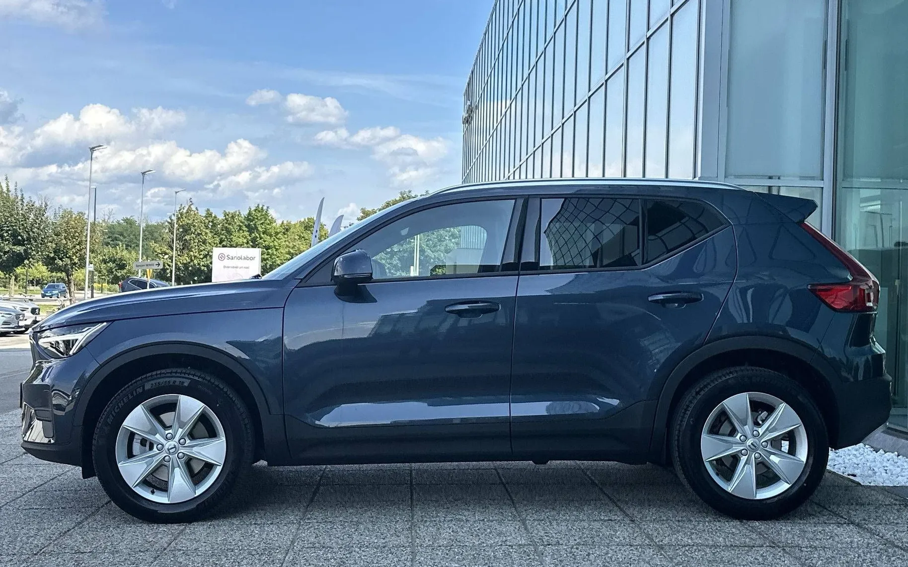 Notranja slika - Volvo XC40 - B3P Core Avt... - 8