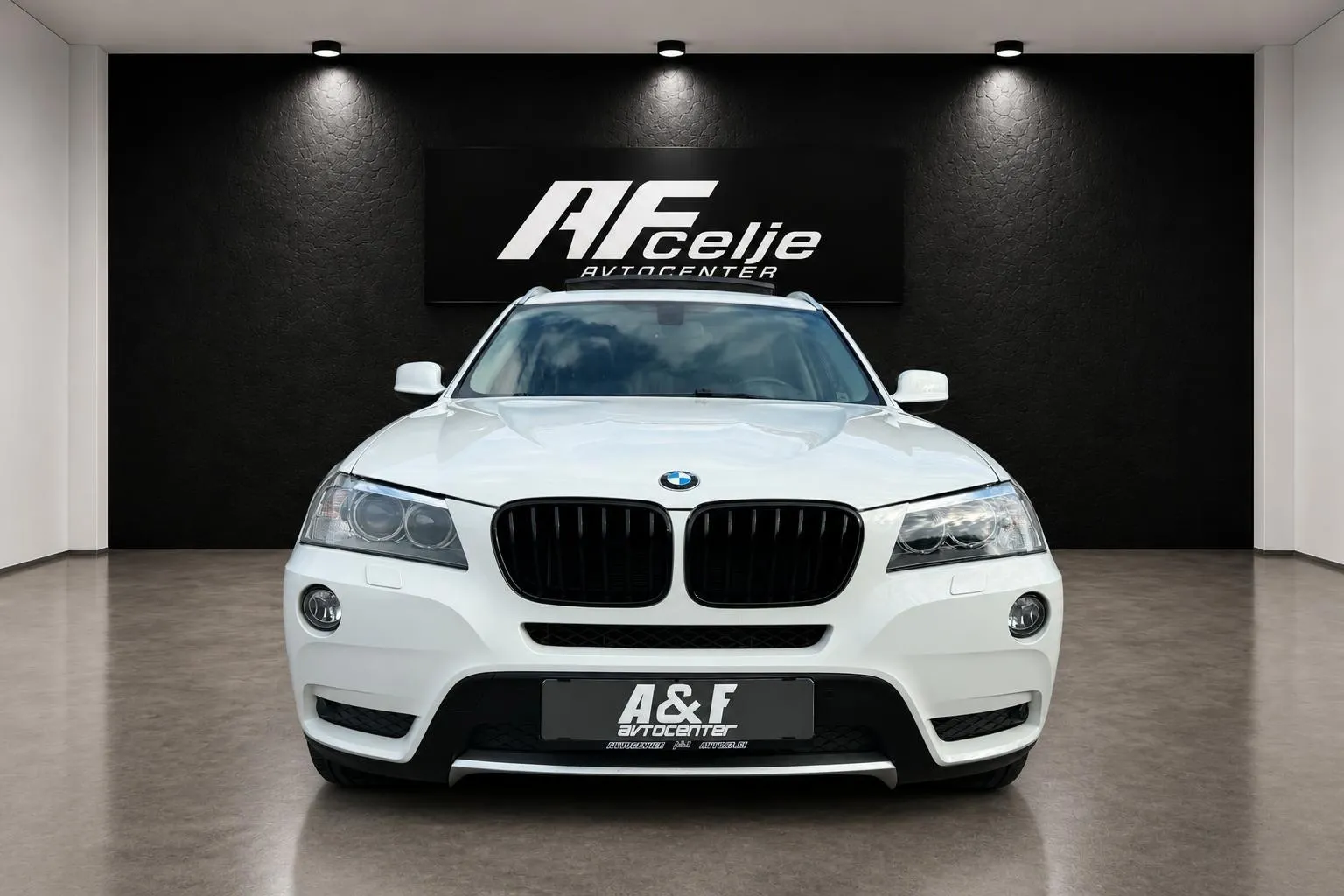Zunanja slika - BMW serija X3: - 18D-AUT-107.000km-PANORAMA-LIZING ZA TUJCE-NAVI- - 2