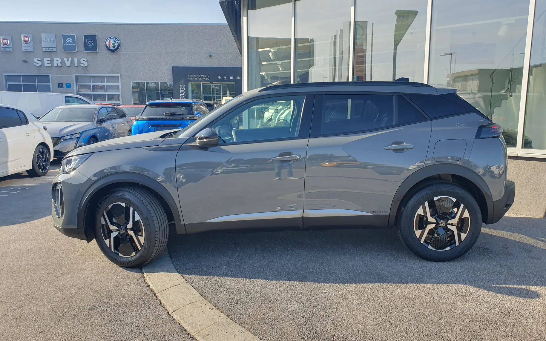 Zunanja slika - Peugeot 2008 - Allure HIBRID 110 - NA ZALOGI - 7