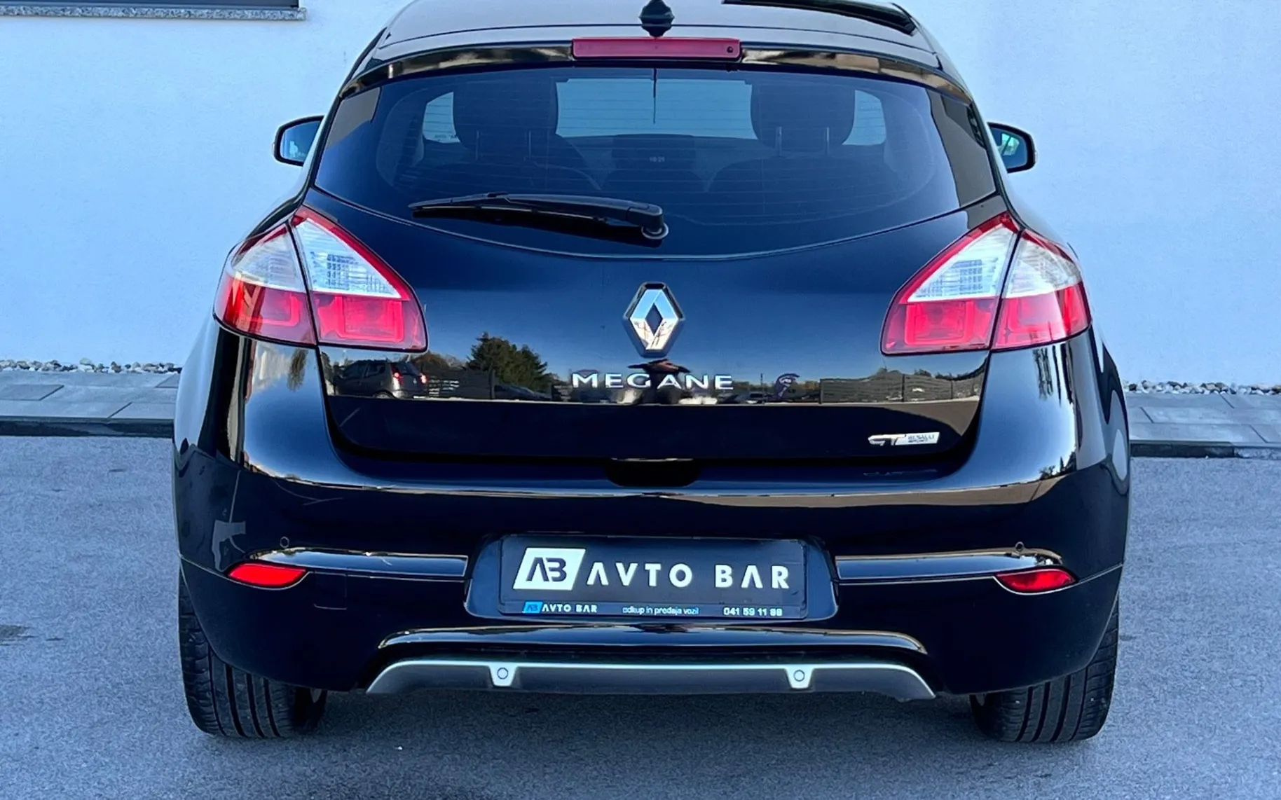 Notranja slika - Renault Megane - GT LINE 2.0 dCi+160KM+BOSE+XENON+NAVI+ALU - 7