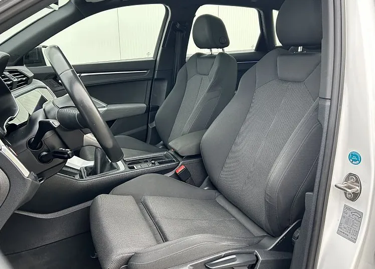 Zunanja slika - Audi Q3 - 35 TDI-S LINE-MATRIX-PANORAMA-ACC-VIRTUAL - 9
