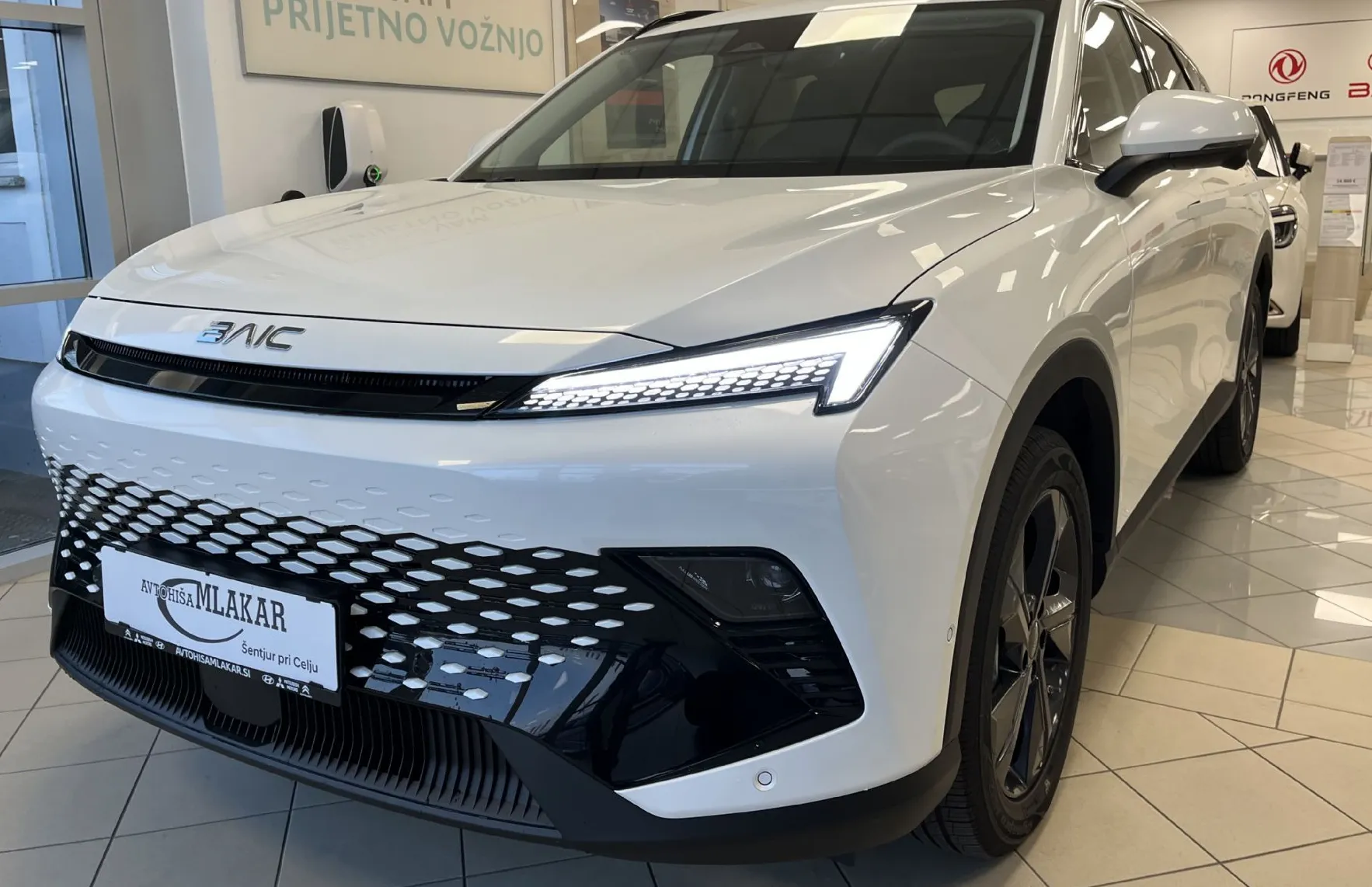 Zunanja slika - Baic X55 - 1.5 DCT 177 KM 2WD - NA ZALOGI - - 3