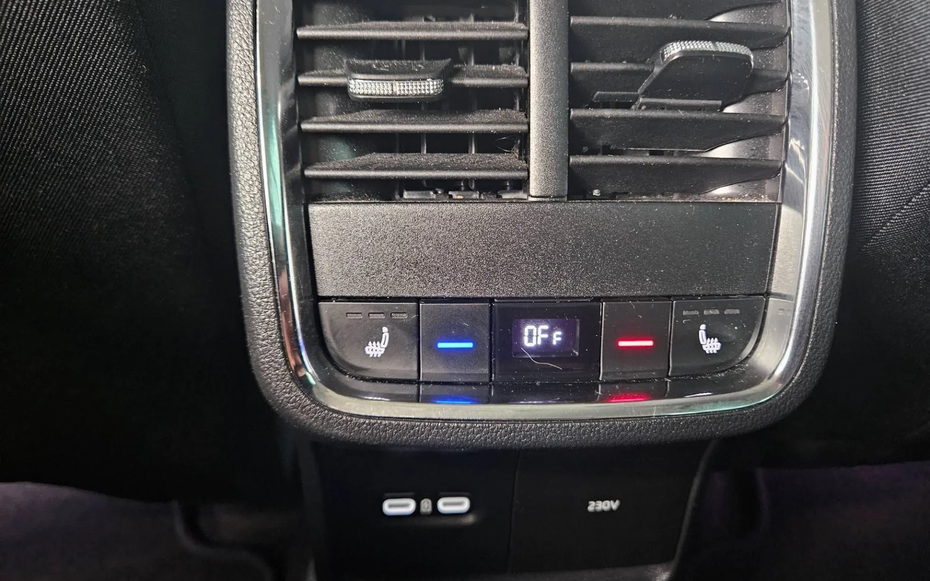 Notranja slika - Škoda Octavia - Combi 2.0 TDI Style DSG... - 9