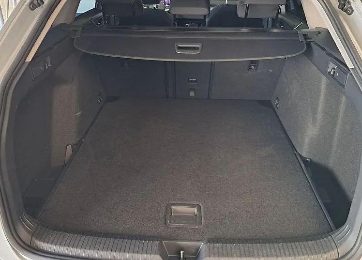 Zunanja slika - VW Golf - Variant .2.0 TDI Life 85kW-115KM - 11