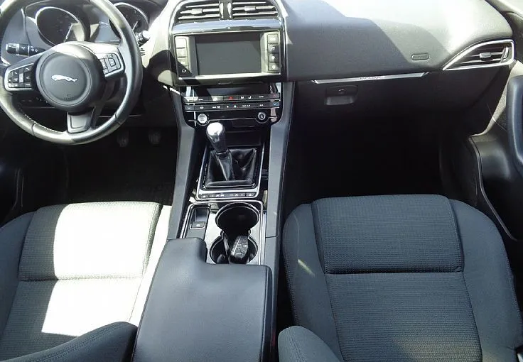 Zunanja slika - Jaguar F-PACE - 2.0 D 163hp - KASKO GRATIS - ODLIČEN - 6