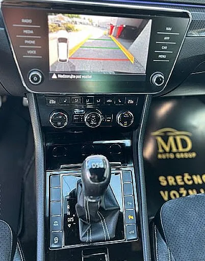 Zunanja slika - Škoda Superb - 2.0TDI SportLineLED-AMBIENT-KAMERA-GRETJE SEDEŽEV - 11