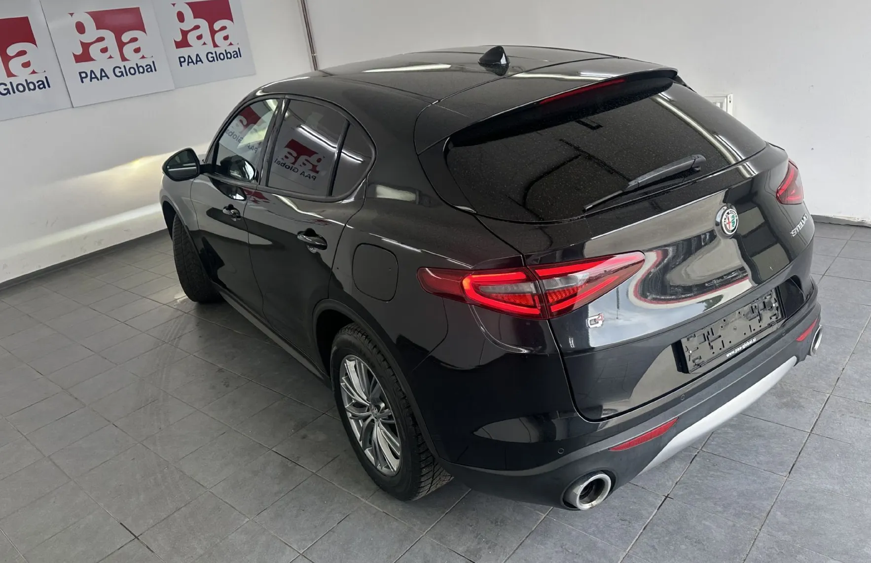 Zunanja slika - Alfa Romeo Stelvio - 2.2 TURBO DIESEL 190CV AT8 Q4.ACC.KAMERA.LED.NAVI - 15