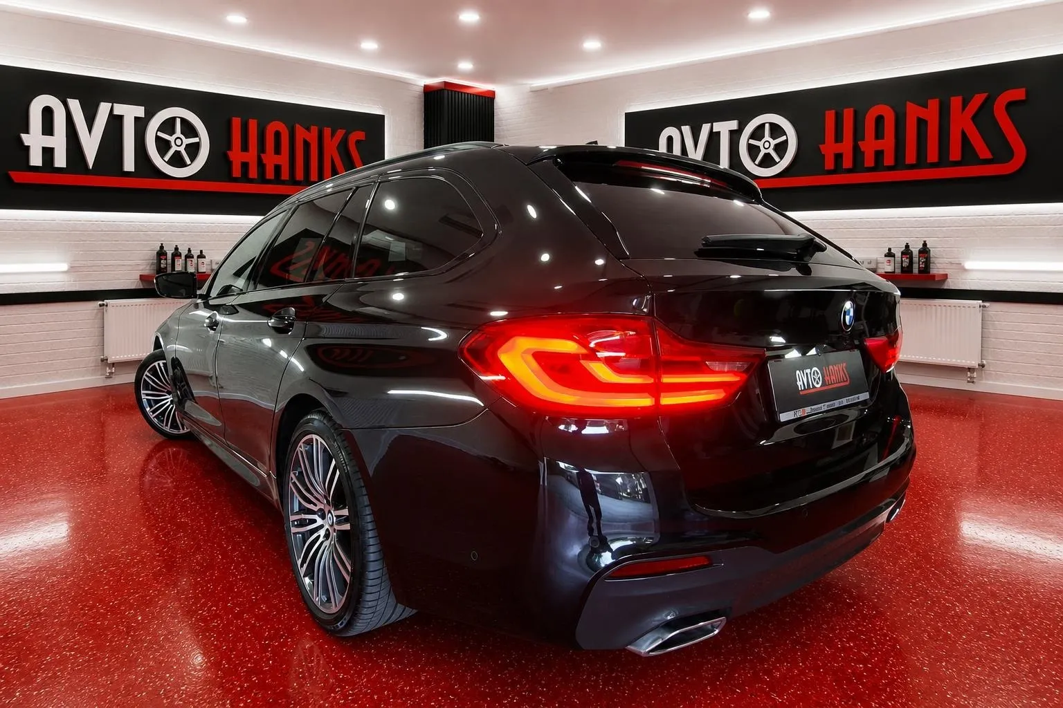 Notranja slika - BMW serija 5 Touring: - 520d xDrive.Avt.M-OPTIC.MAX OPREMA.PANO.VIRTUAL - 10