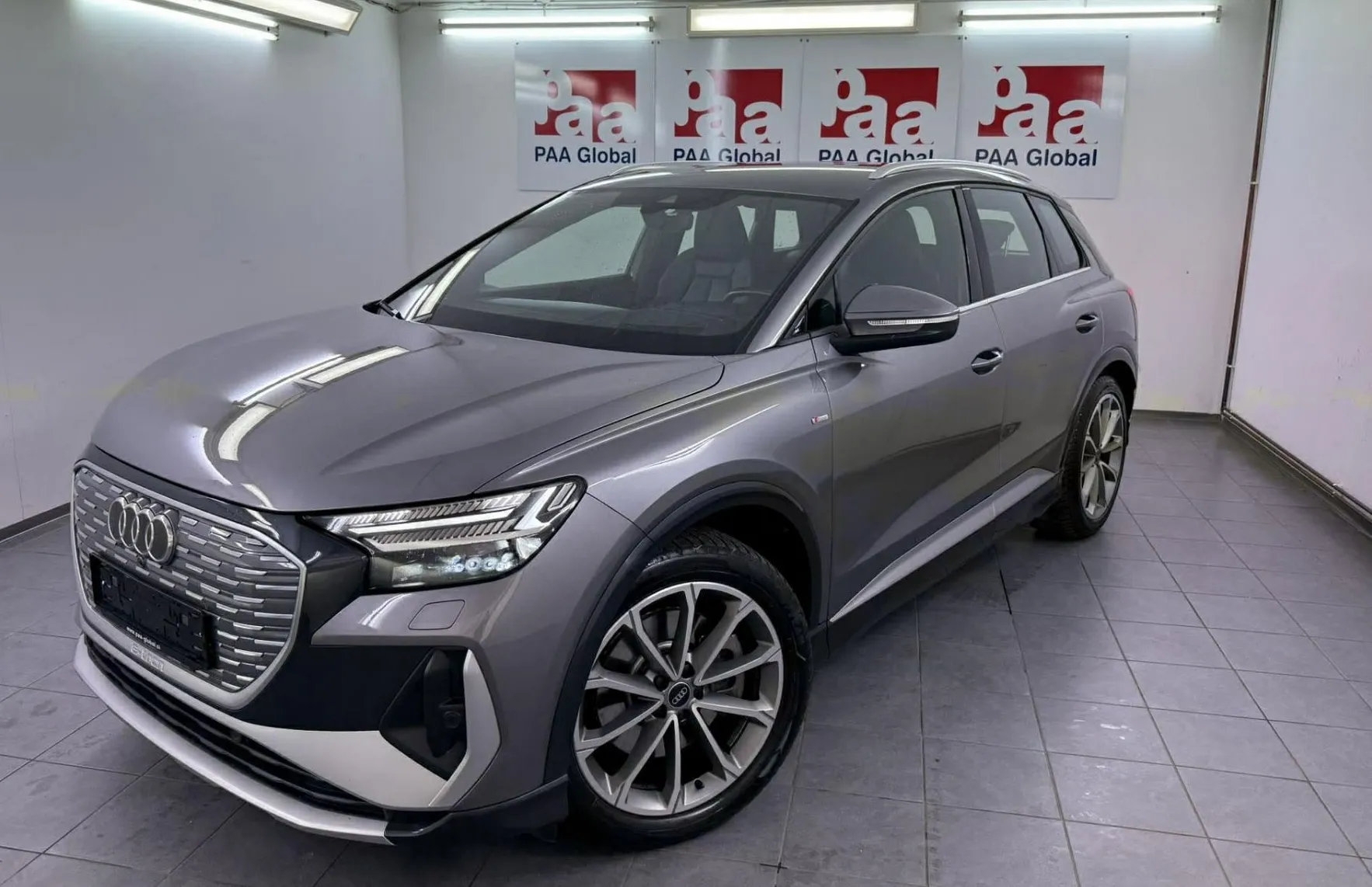 Zunanja slika - Audi Q4 - e-tron  40 e-tron.S line.LUKSENBURG.ACC.KAMER.LED - 1