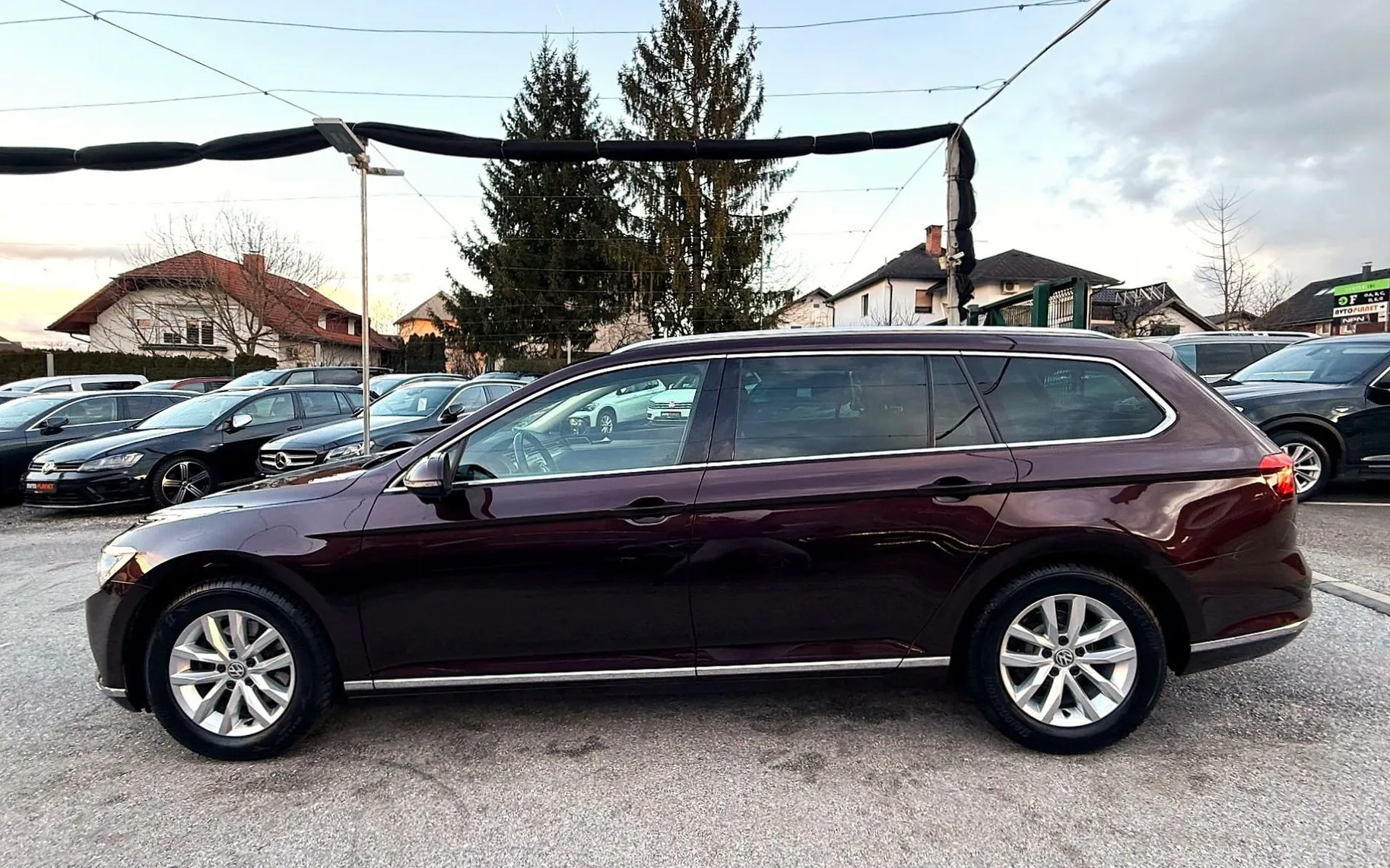 Zunanja slika - Volkswagen Passat - Variant 2.0 TDI BMT Highline LED NAVI USNJE KEYLESS ALU17 - 2