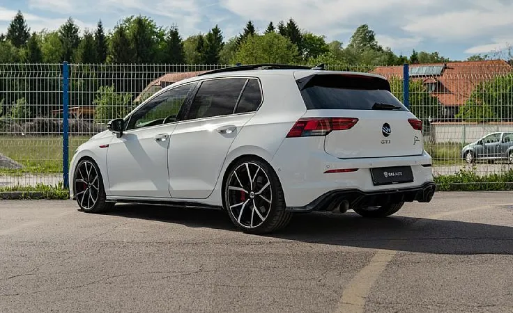 Zunanja slika - VW Golf - 2.0 GTI DSG Pano HK HR Maxton Stage1 - 7
