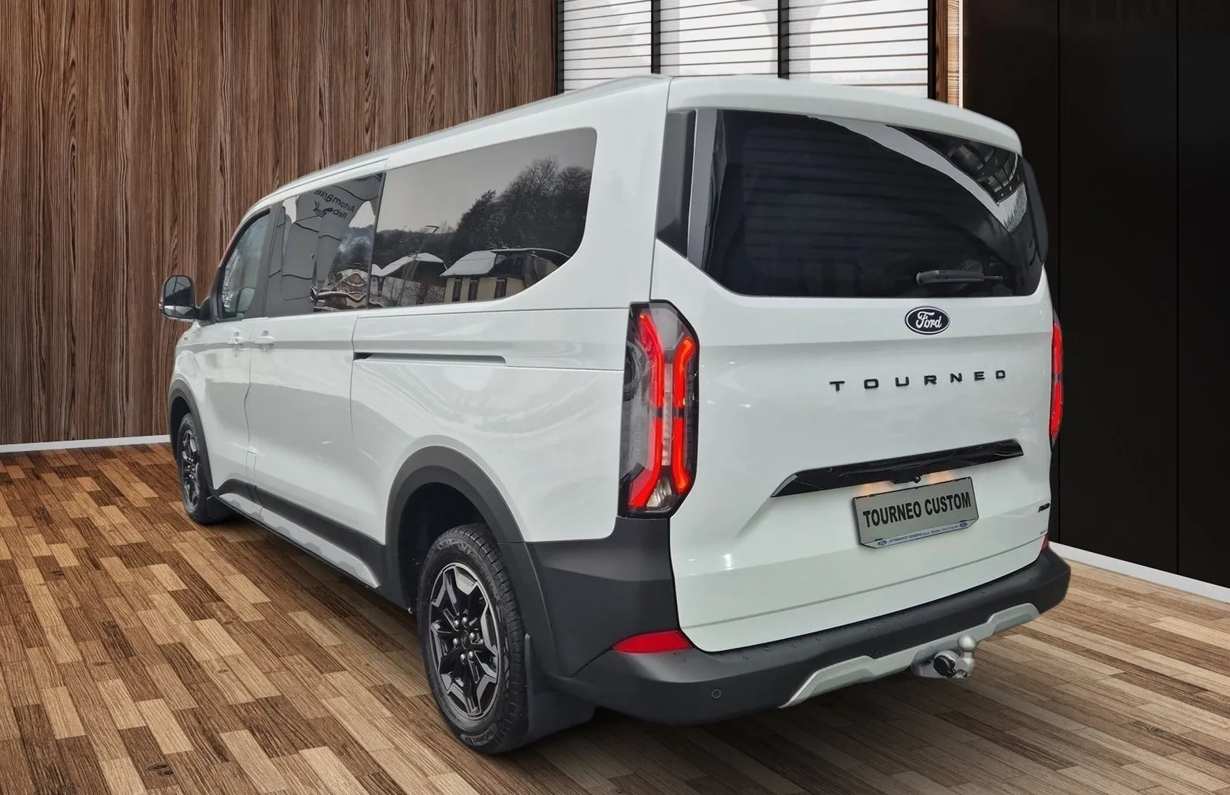 Zunanja slika - Ford Tourneo - Custom ACTIVE 2.0 TDCi 170PS A8 L2 AWD- NA ZALOGI - 5