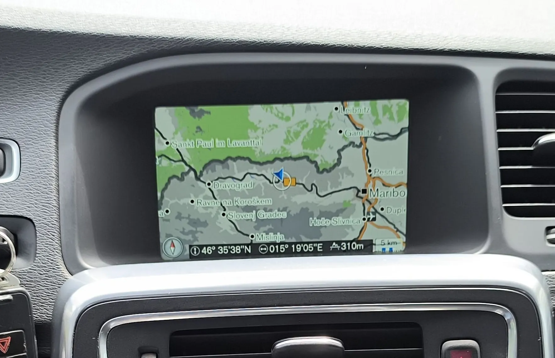 Zunanja slika - Volvo V60 - D2 1.6 TD- NAV- OPRAVLJEN VELIK SERVIS 05 2026 - 13