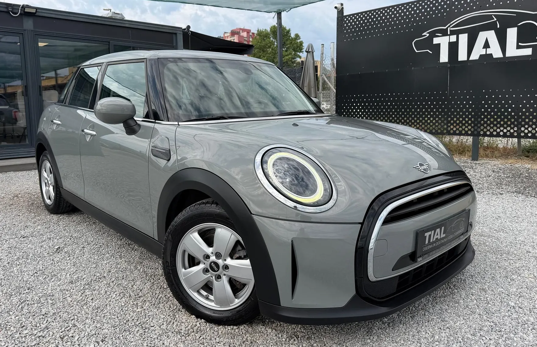Zunanja slika - MINI Cooper - 1.5 NOVI MODEL-LED-TEMP.-PDC-ALU-BREZ POLOGA- - 3