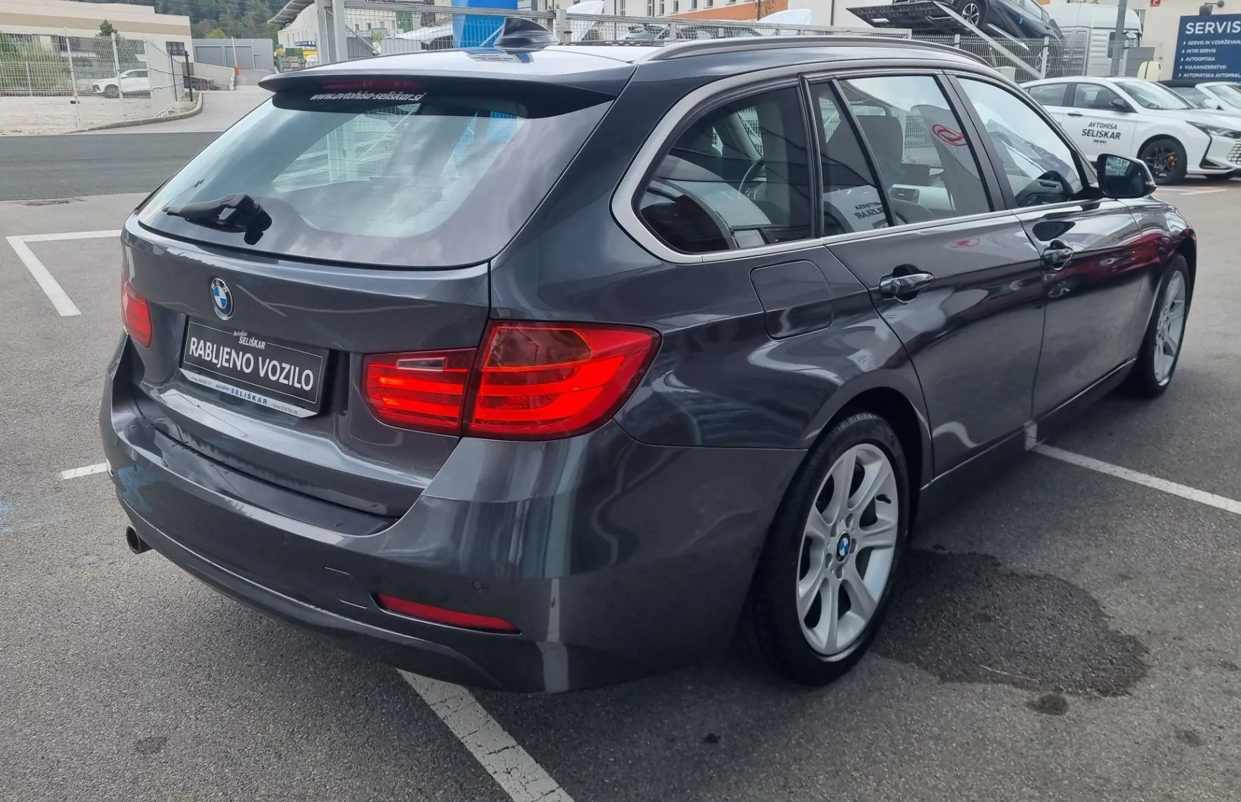 Zunanja slika - BMW Serija 3 - Touring: 318d AVTOMATIK-NAVI-TEMP-PDC... + LEPO OHRANJEN - 7