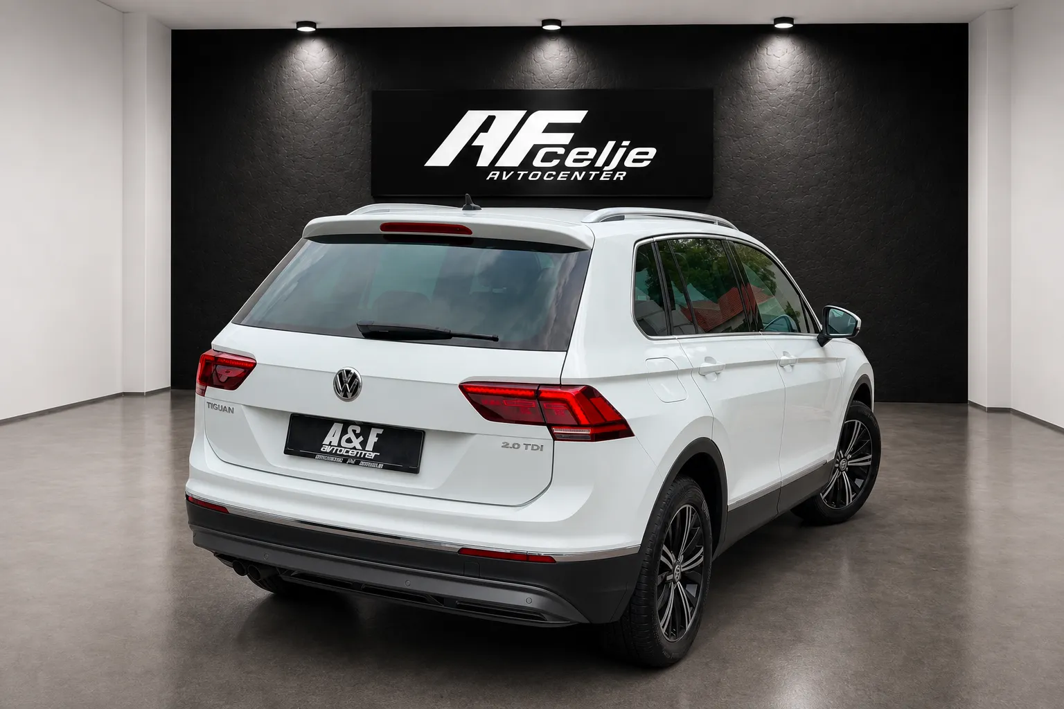 Zunanja slika - VW Tiguan - 2.0 TDI-DSG-H LINE-145.000km-LIZING ZA TUJCE-ACC- - 5