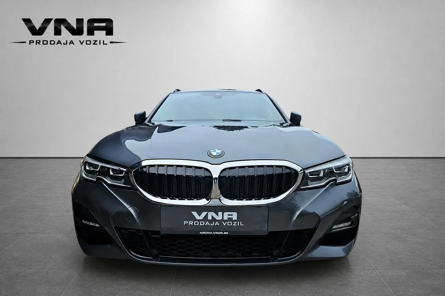 Zunanja slika - BMW serija 3 Touring: - 320d M-OPTIC |VIRTUAL|NAVI|LED|ALU19|PDC|TOP|... - 2