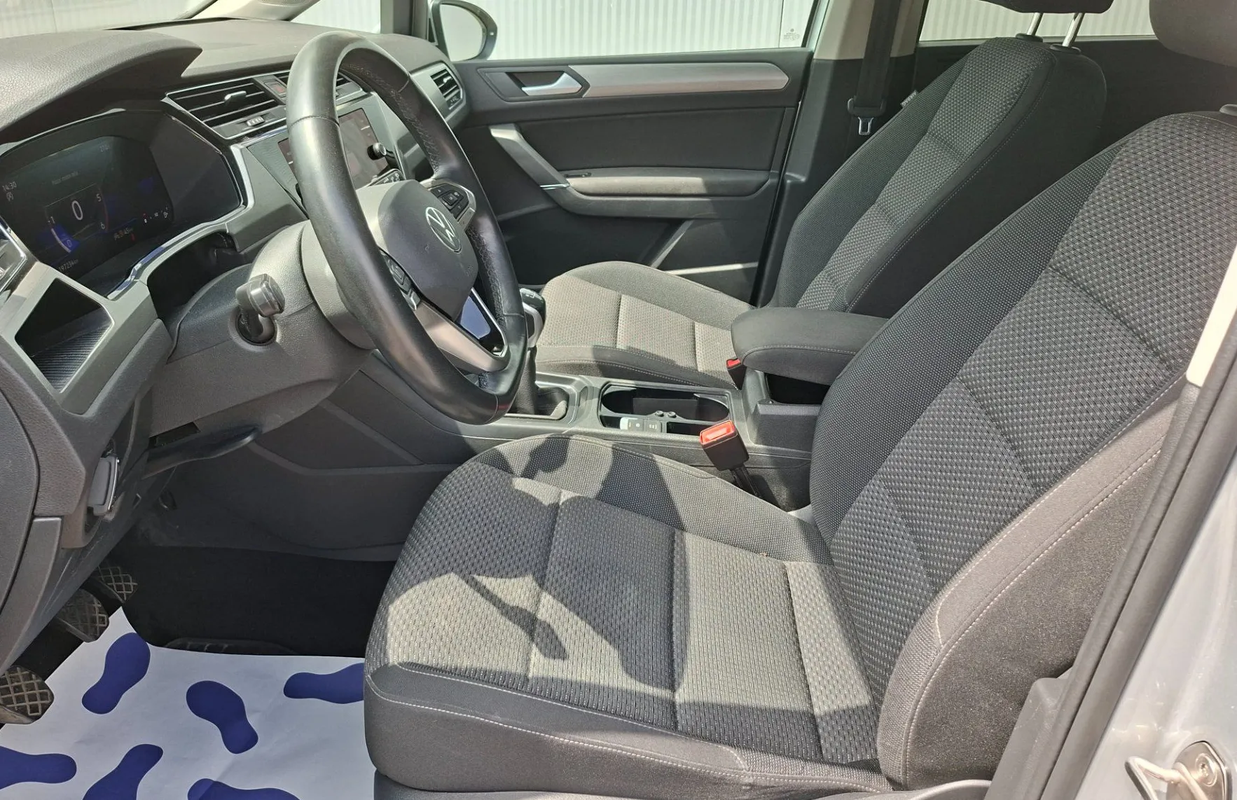 Zunanja slika - Volkswagen Touran - 2.0 TDI BMT Family Virtual števci. radarski temp. - 8