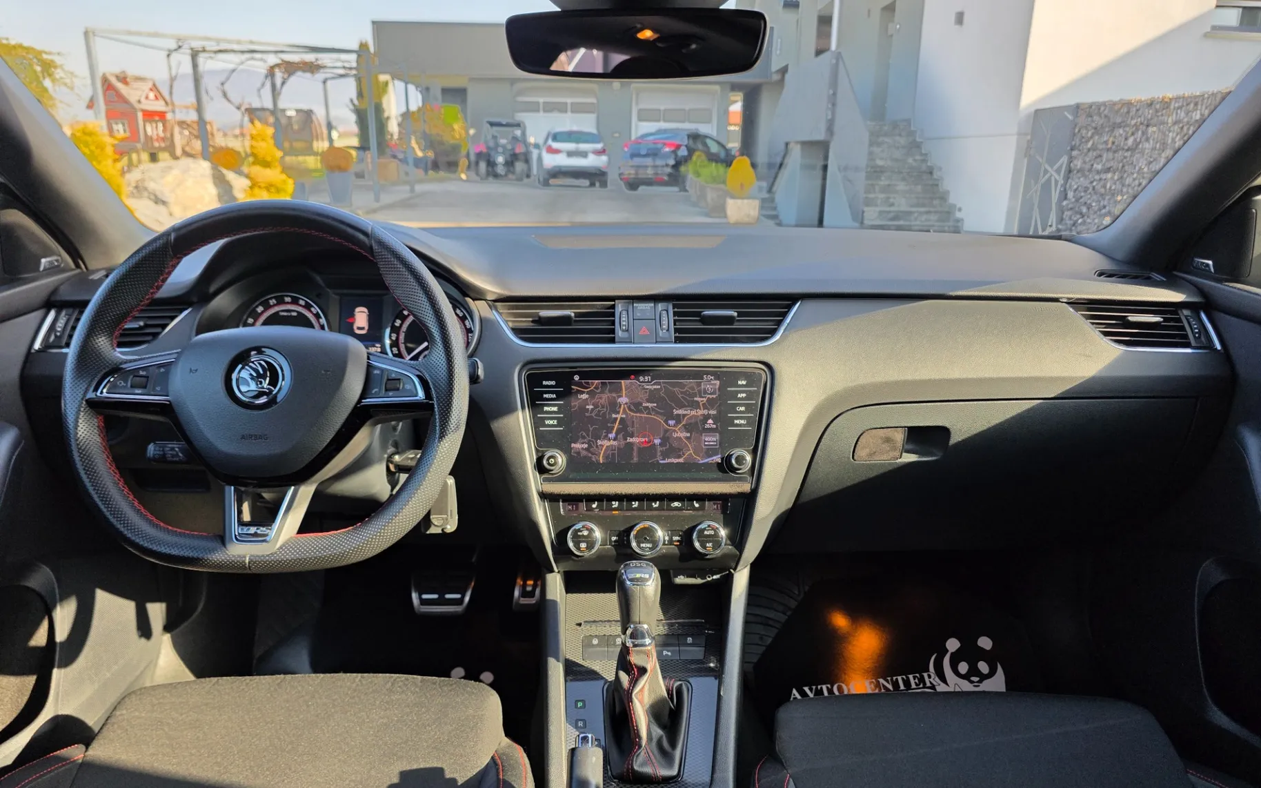 Zunanja slika - Škoda Octavia - Combi 2,0 TDI RS DSG - 8