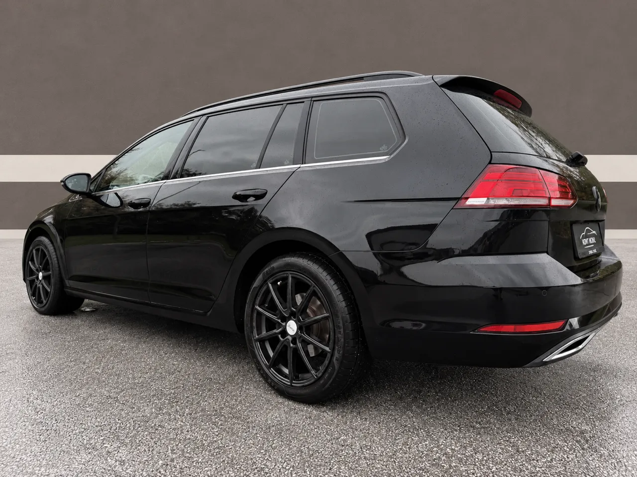 Zunanja slika - Volkswagen Golf - 2.0 TDI BMT Highline 2.LASTNIK PANO. VIRTUAL. NAVI - 3