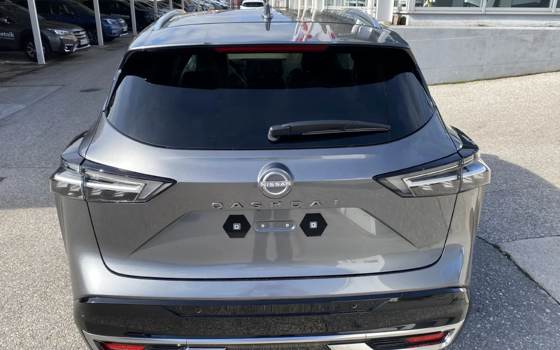 Zunanja slika - Nissan Qashqai - 1.3 DIG-T 4x4 158 X-T TEKNA SUN - 12
