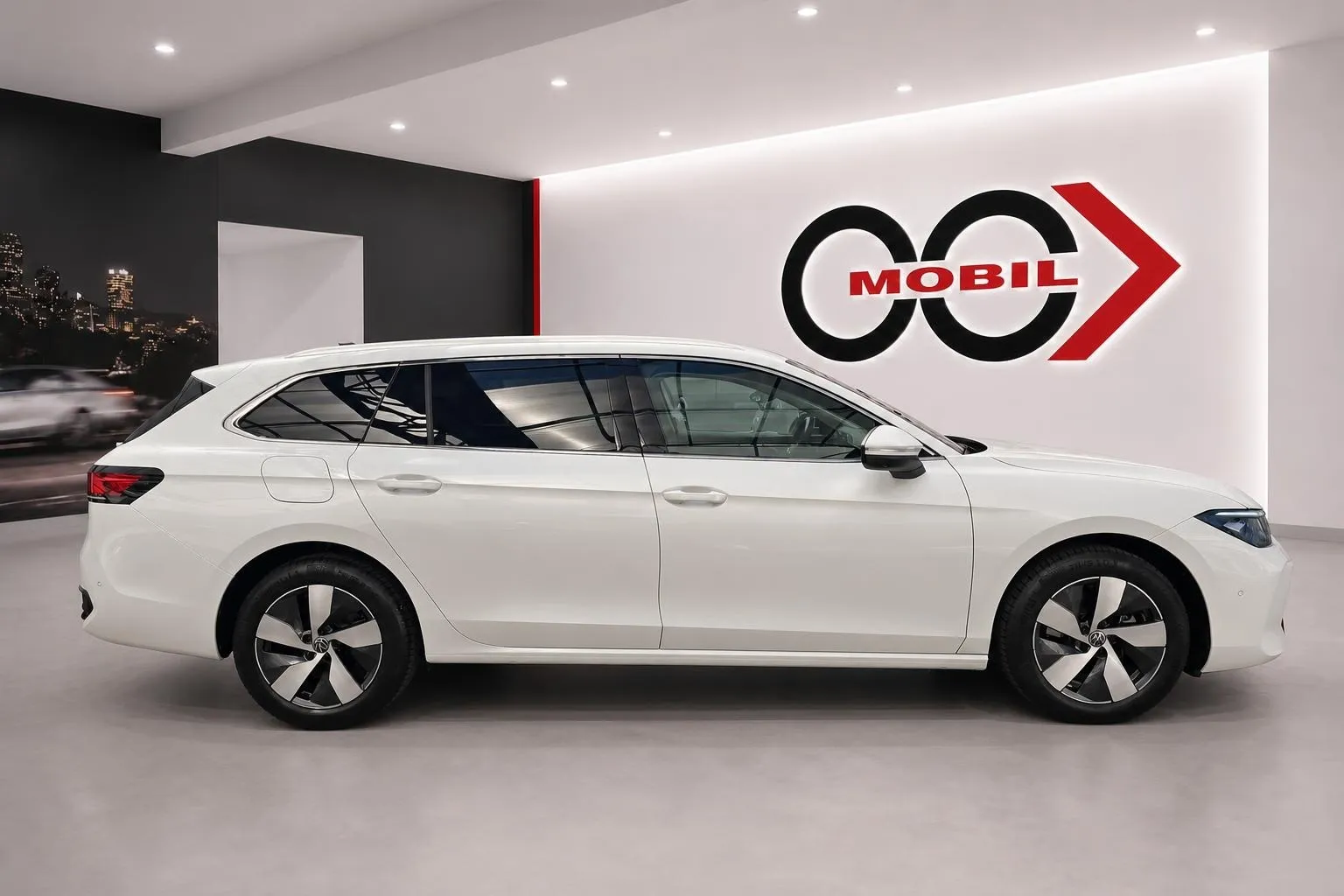 Zunanja slika - Volkswagen Passat Variant - 1.5 eTSI Business DSG- LED.360kam.memory.asistence - 4